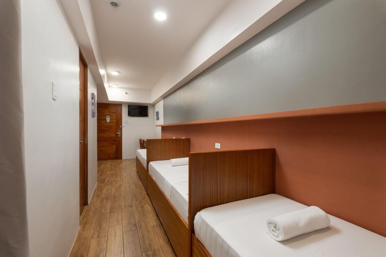 Ihotel Uptown Bgc Taguig Exterior foto